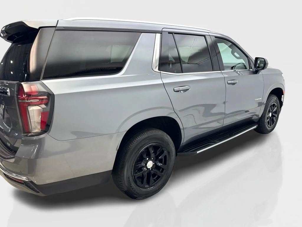 Used 2021 Gray Chevrolet LT image 13
