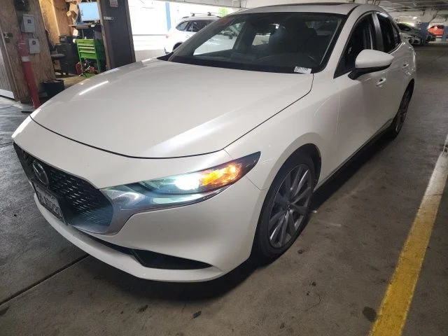 Certified Used 2024 White Mazda 2.5 S Preferred Package image 5
