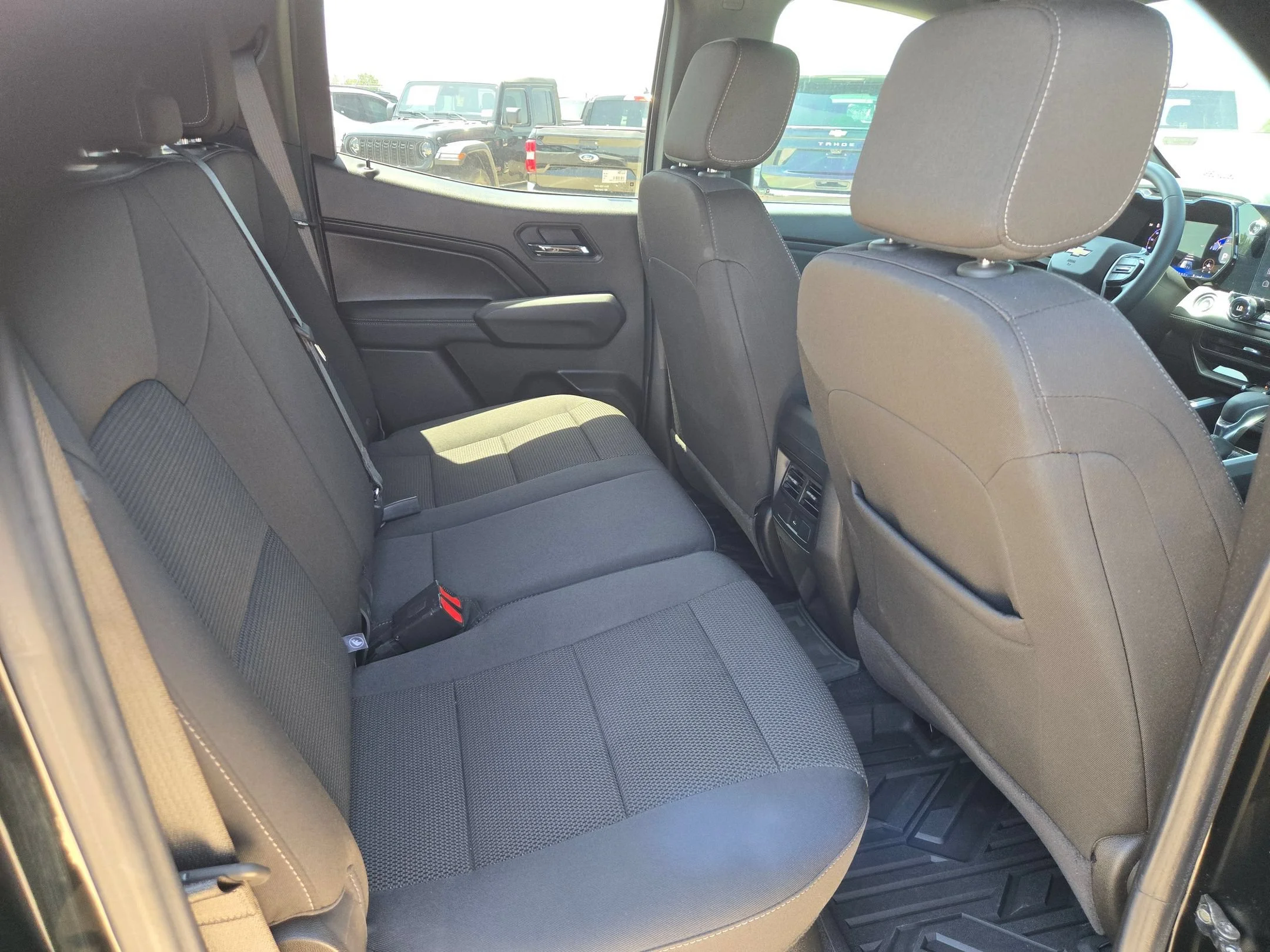 Used 2025 Black Chevrolet LT image 18