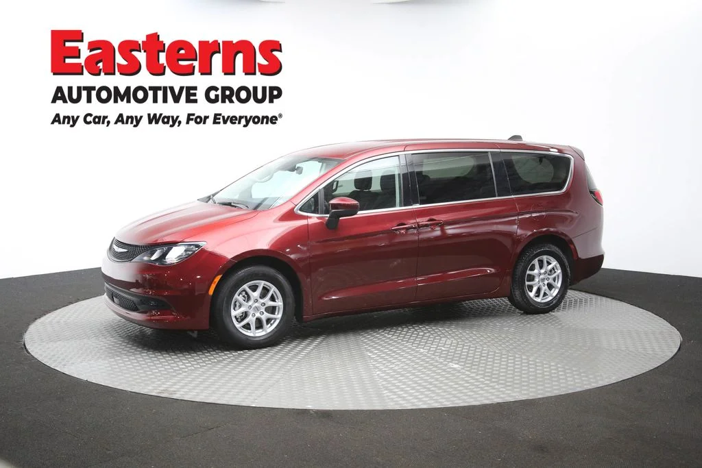 Used 2023 Red Chrysler LX image 57