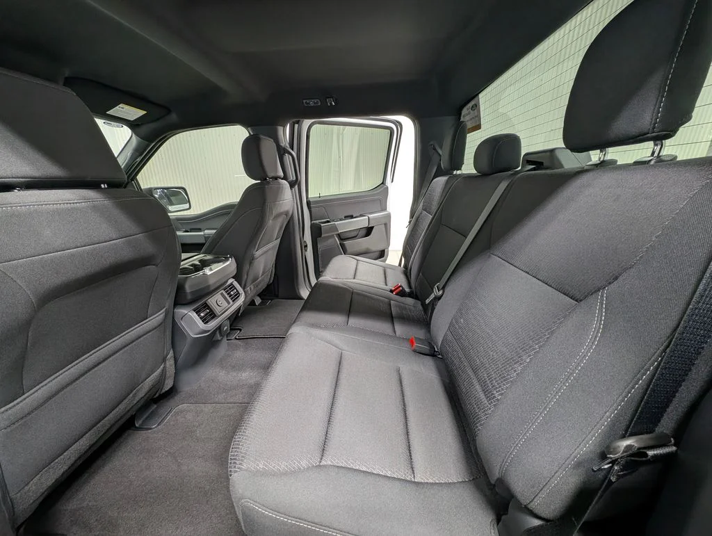 Certified Used 2026 Oxford White Ford XLT image 17
