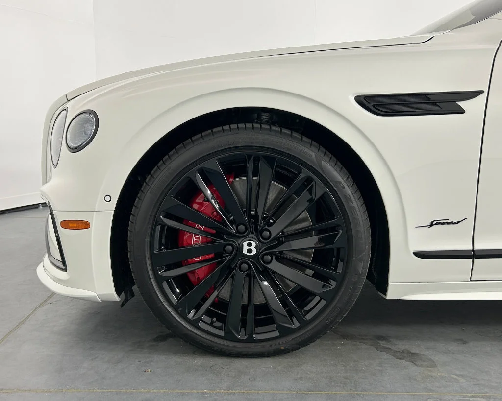 New 2026 White Bentley V8 image 6