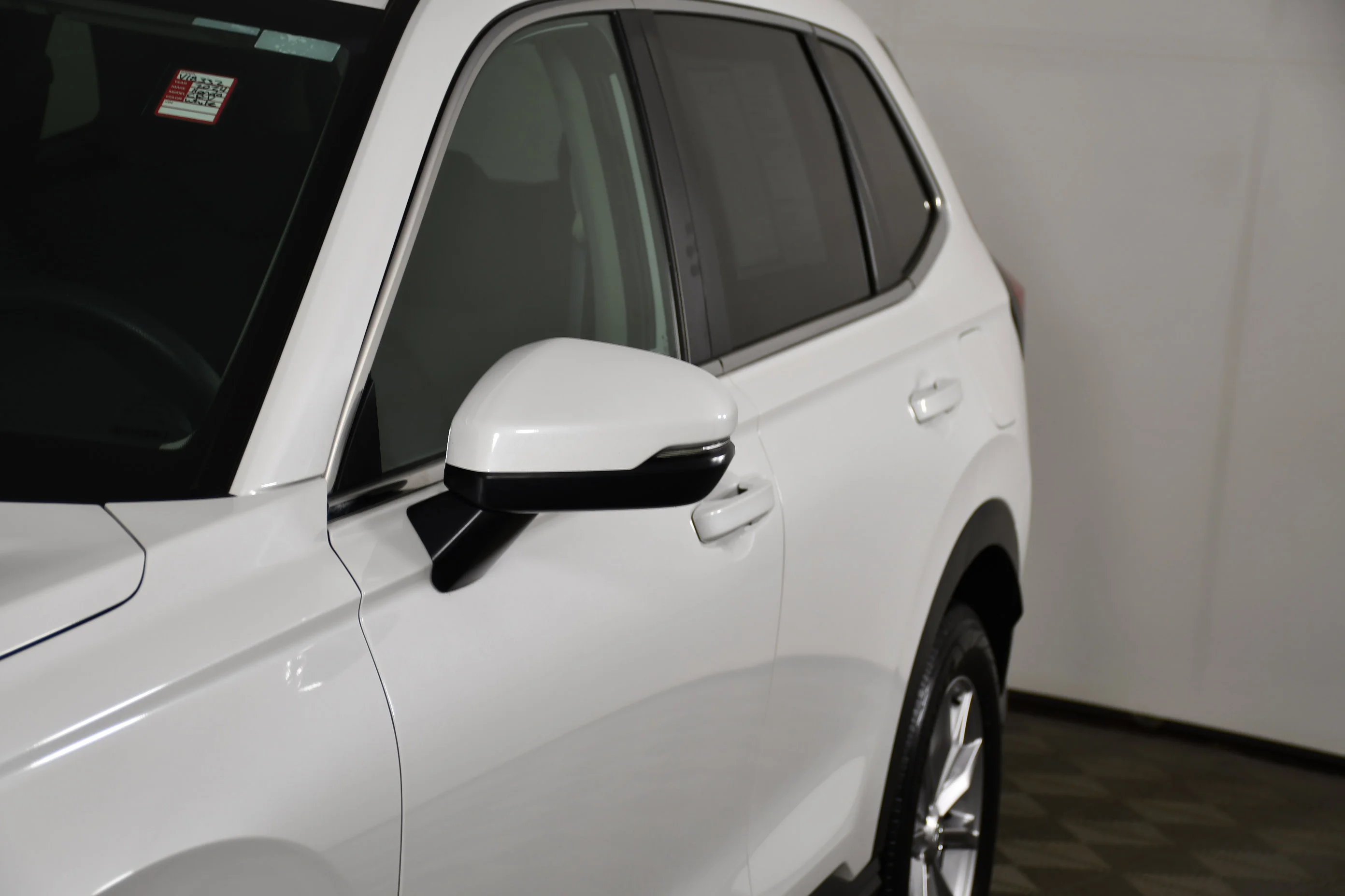 Certified Used 2024 Platinum White Pearl Honda EX image 13