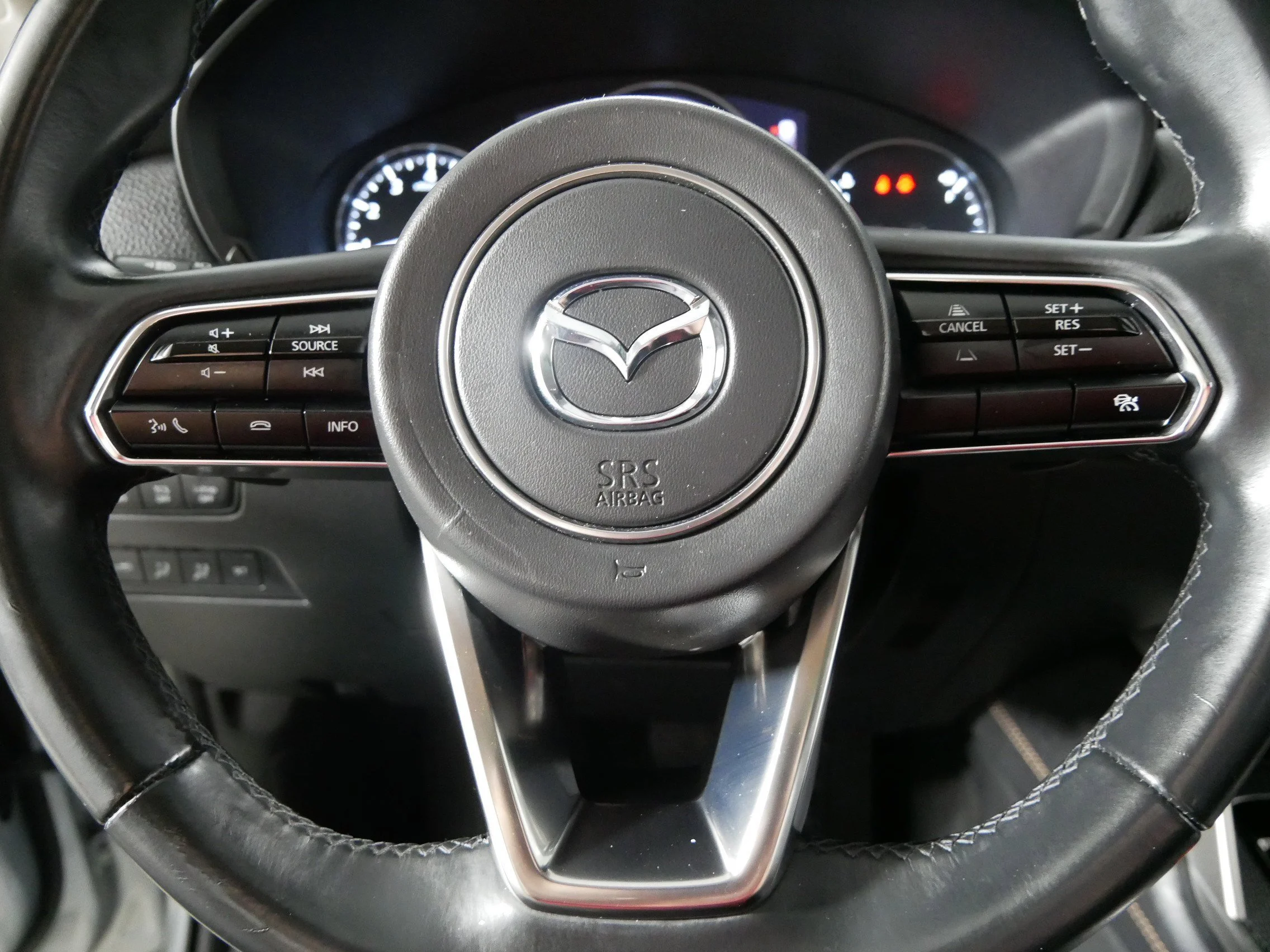 Used 2024 Sonic Silver Mazda 3.3 Turbo Premium image 25