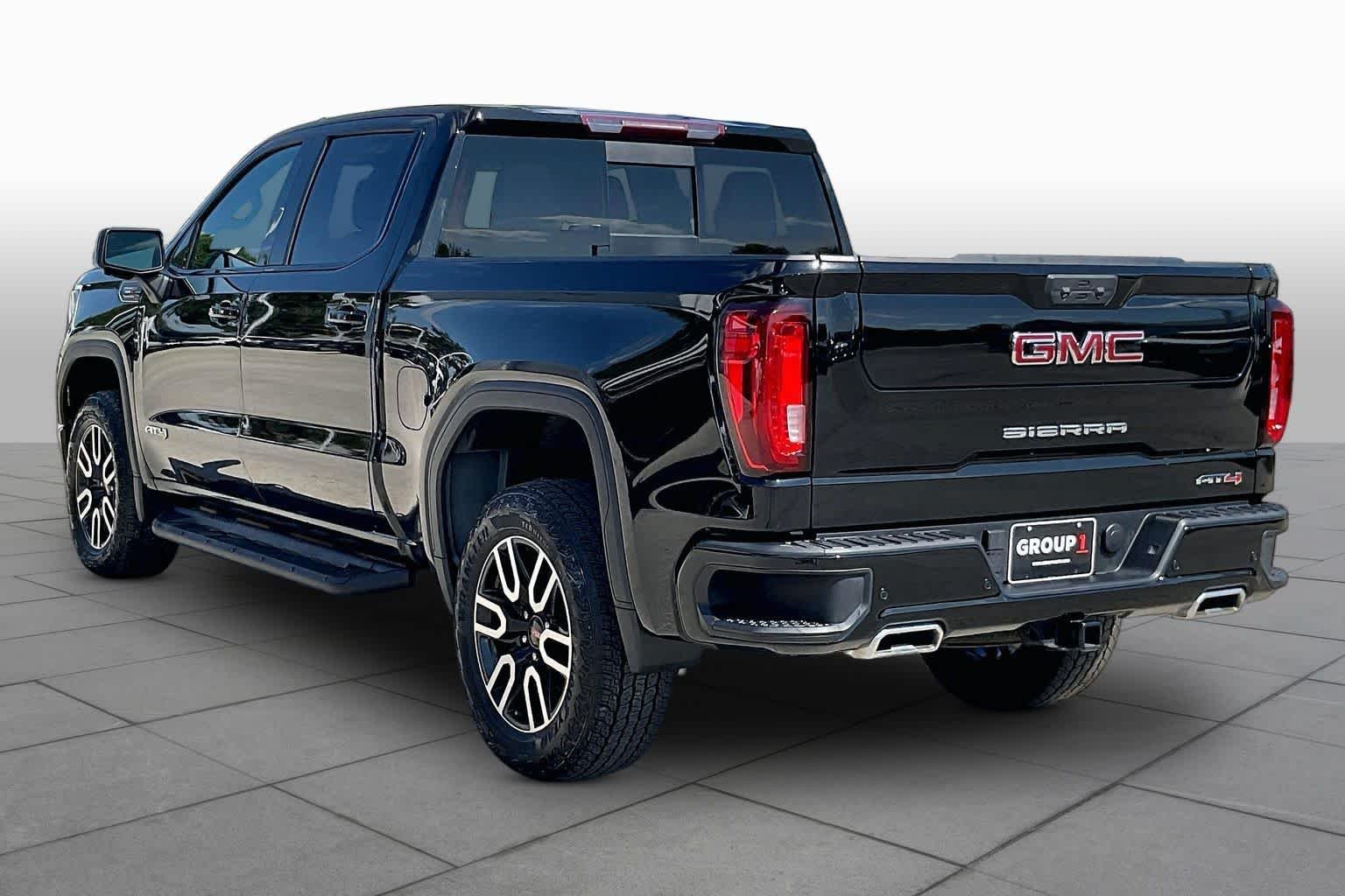 Used 2023 Onyx Black GMC AT4 image 12