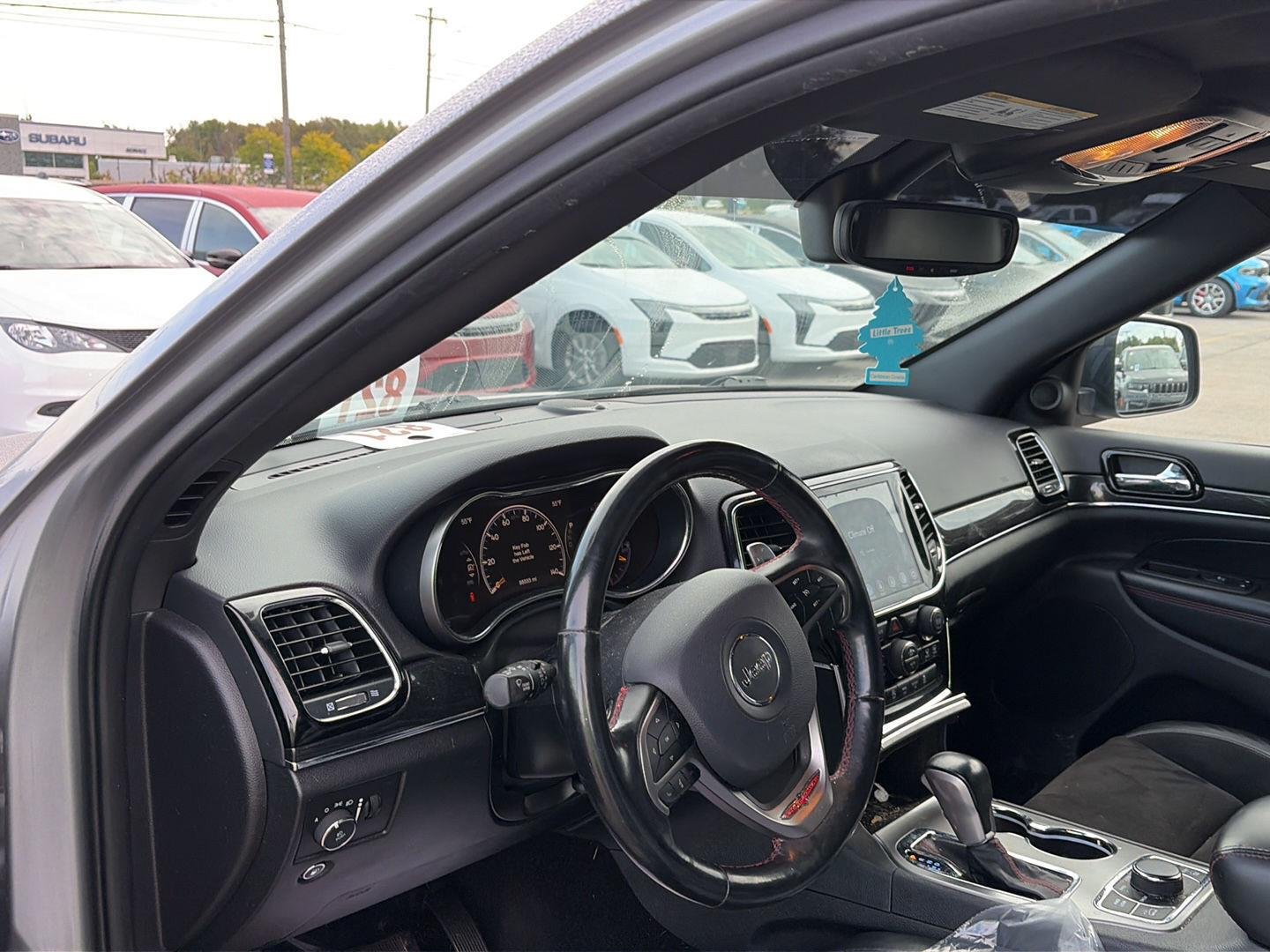 Used 2020 Billet Silver Metallic Clearcoat Jeep Trailhawk image 6