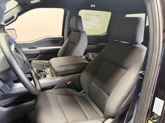 New 2026 Agate Black Metallic Ford XLT image 16