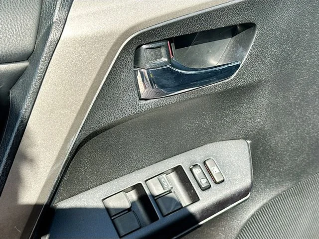 Used 2018 Gray Toyota XLE image 18