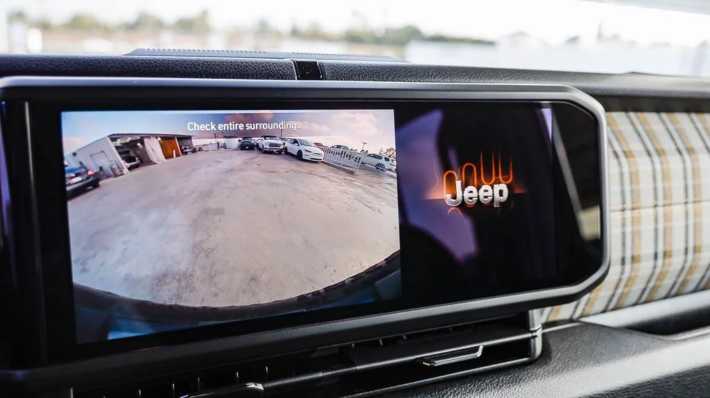 New 2026 White Jeep 85th Anniversary Edition image 29