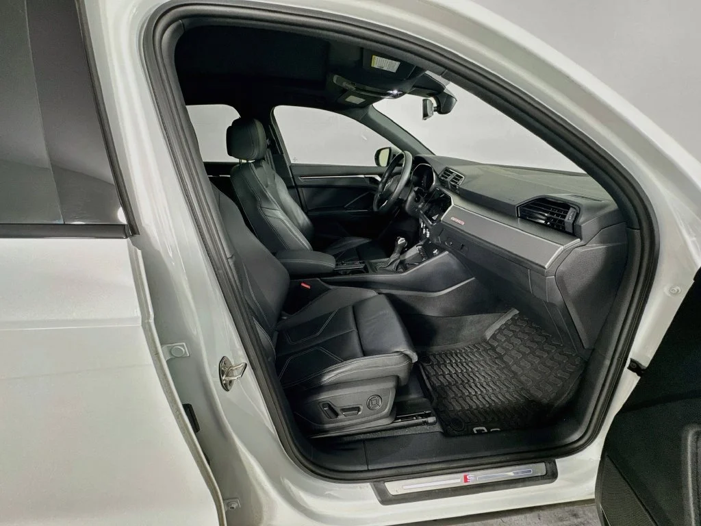 Used 2024  Audi Premium Plus image 36