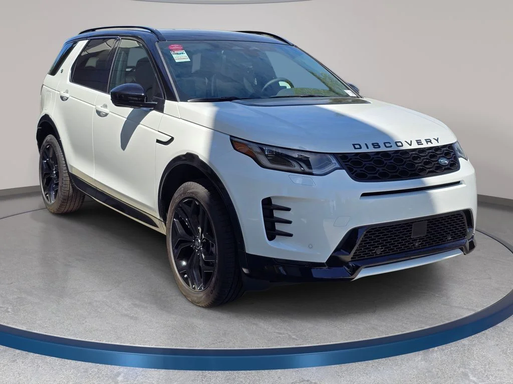 New 2026 Fuji White LAND ROVER Landmark image 3