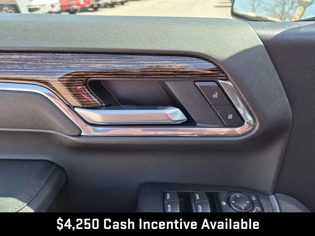 New 2026 Summit White GMC SLE image 33