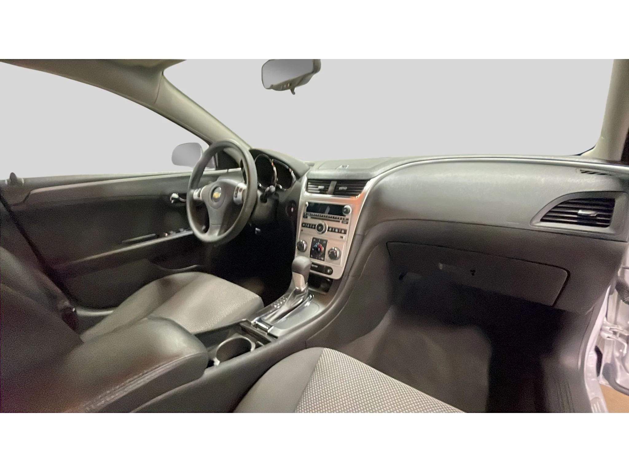 Used 2012 Silver Ice Metallic Chevrolet LT w/1LT image 18