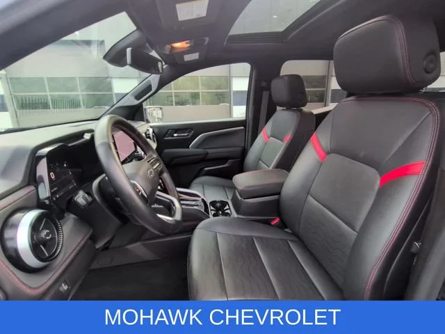 Used 2023 Black Chevrolet Z71 image 20