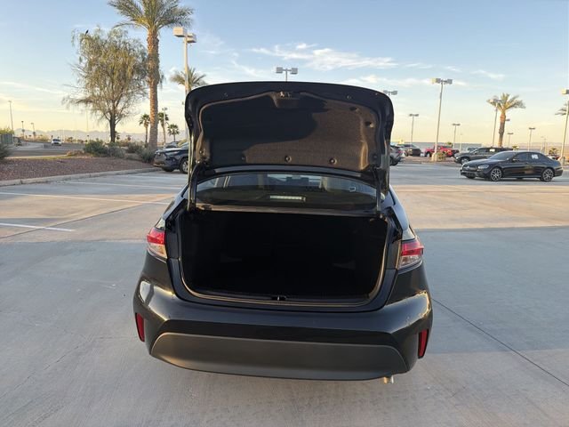 2024 Toyota Corolla LE - Photo 28