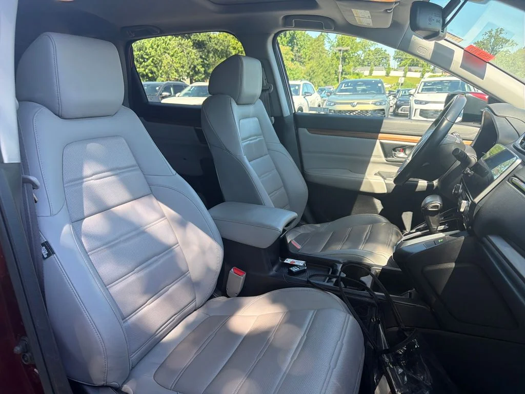Used 2019  Honda Touring image 48