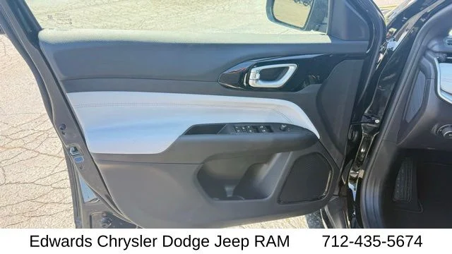 New 2026 Black Jeep Latitude image 15