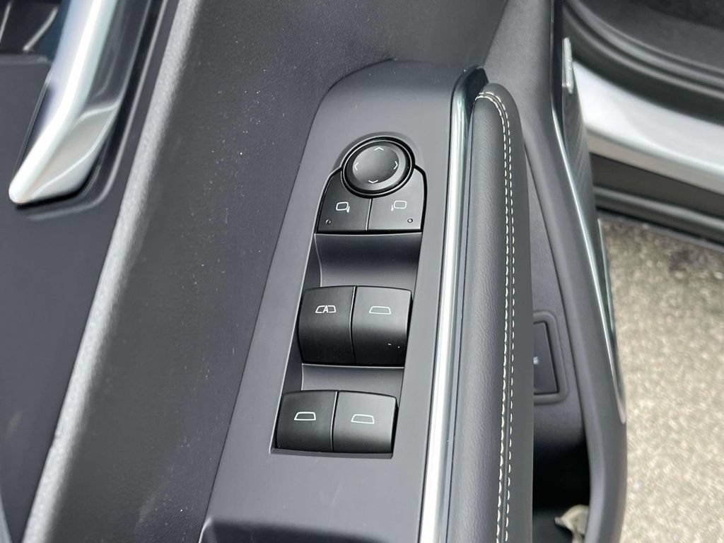 New 2026 Sterling Metallic GMC Elevation image 21