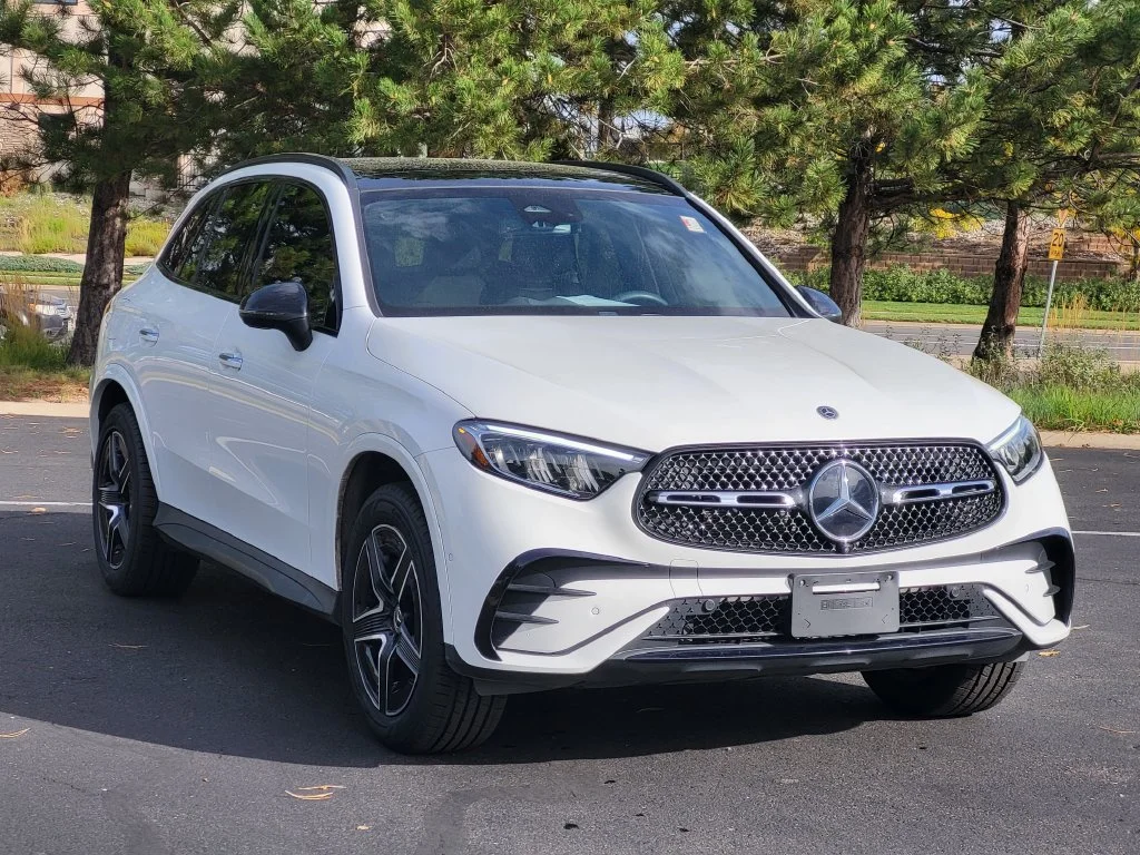 Used 2024 White Mercedes-Benz GLC 300 image 3