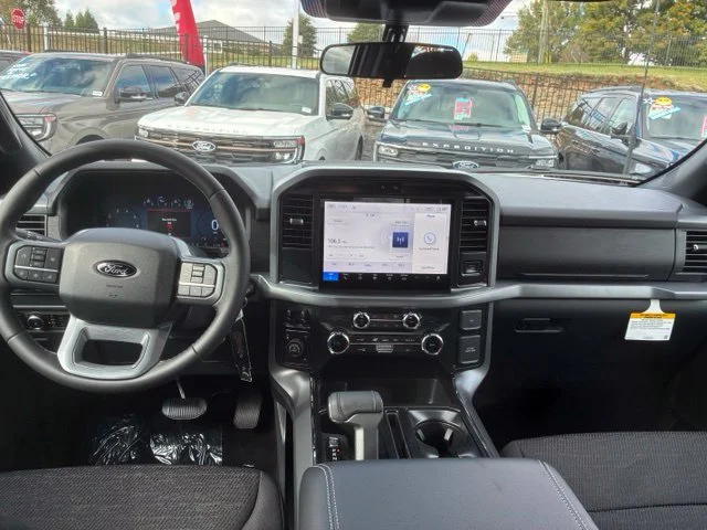 New 2026 Oxford White Ford XLT image 25
