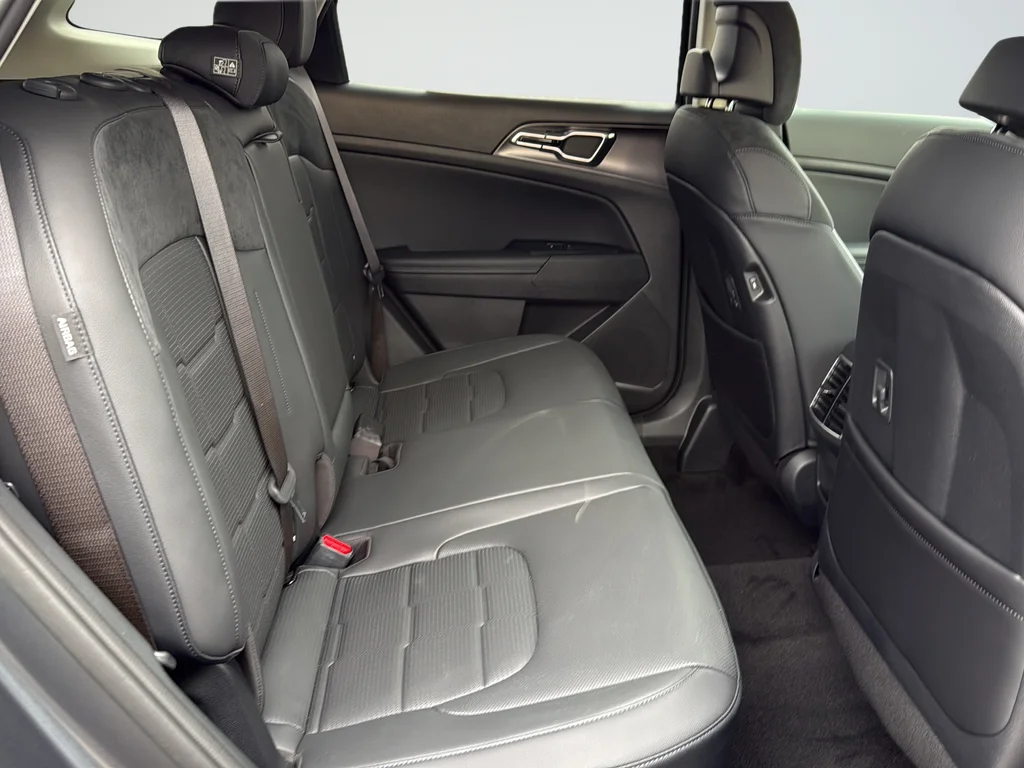 New 2026 Shadow Matte Gray Kia SX-Prestige image 10
