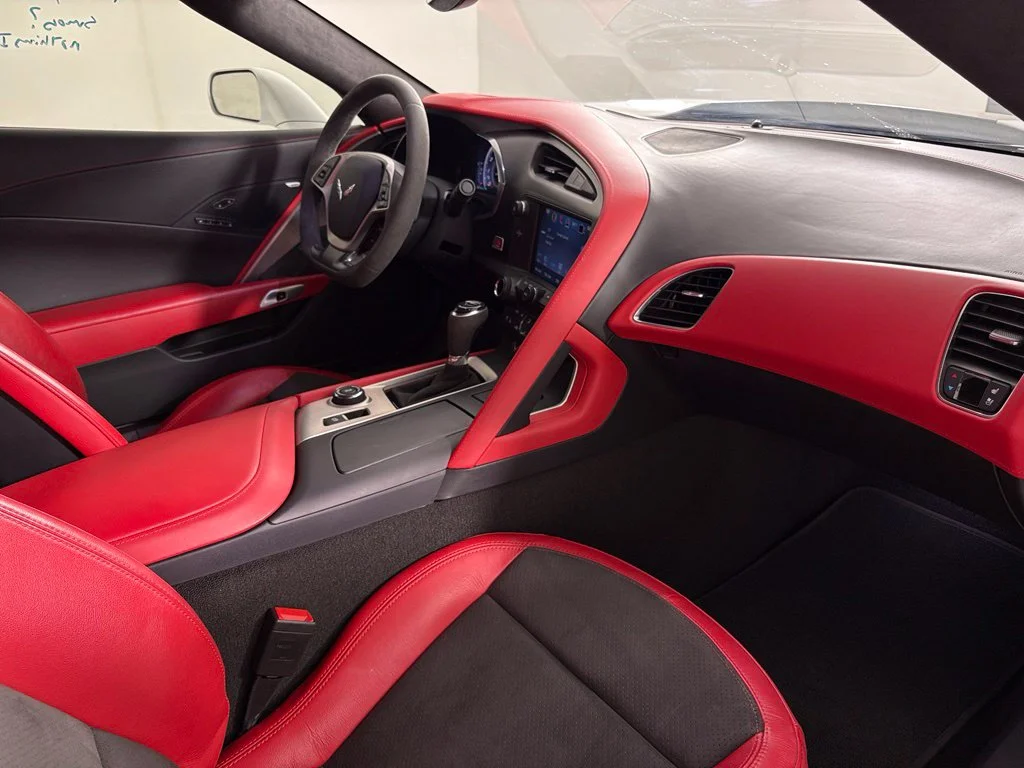 Certified Used 2019 White Chevrolet Stingray Z51 image 44