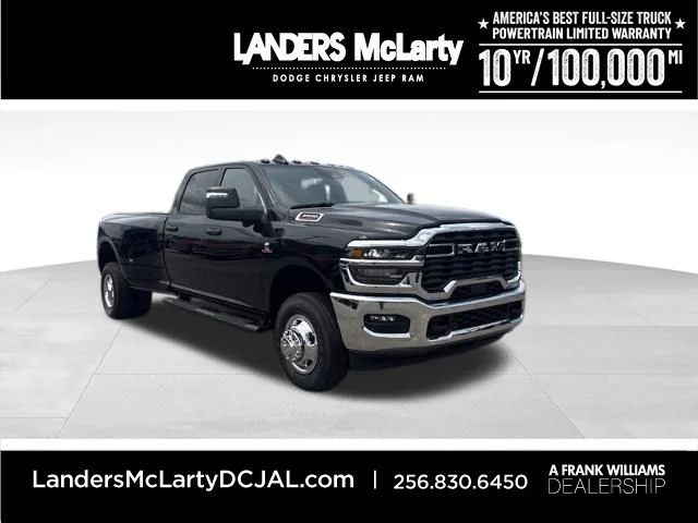 New 2026 Diamond Black Crystal Pearl-Coat Exterior Paint RAM Tradesman image 1