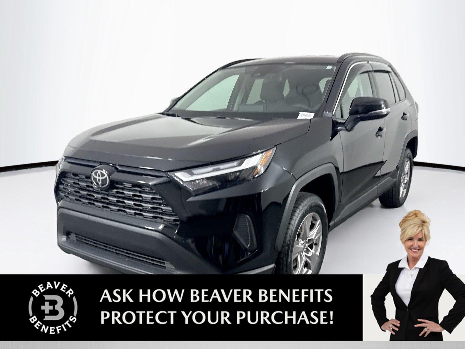Used 2022 Midnight Black Metallic Toyota XLE image 1