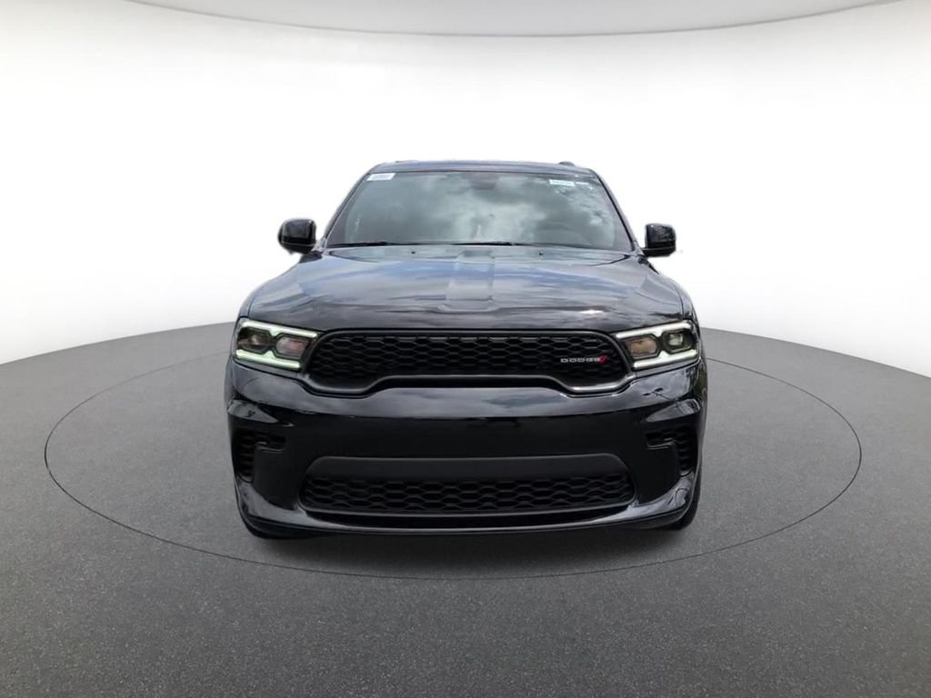 New 2026 Diamond Black Clear-Coat Exterior Paint Dodge GT image 3