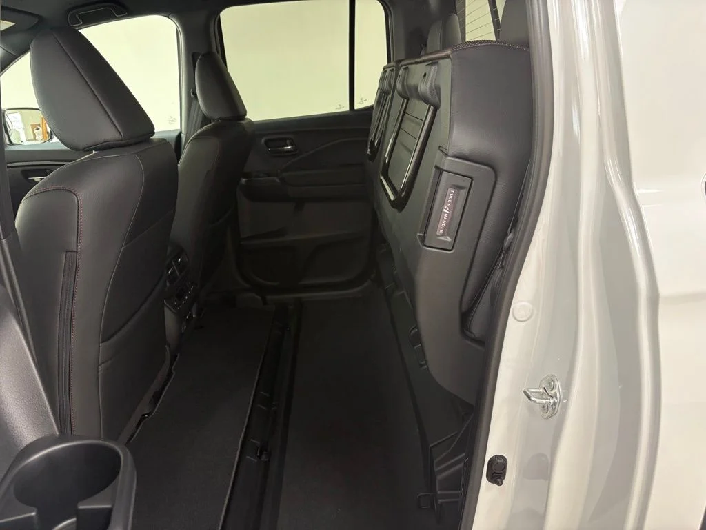 2026 Honda Ridgeline Black Edition - Photo 13