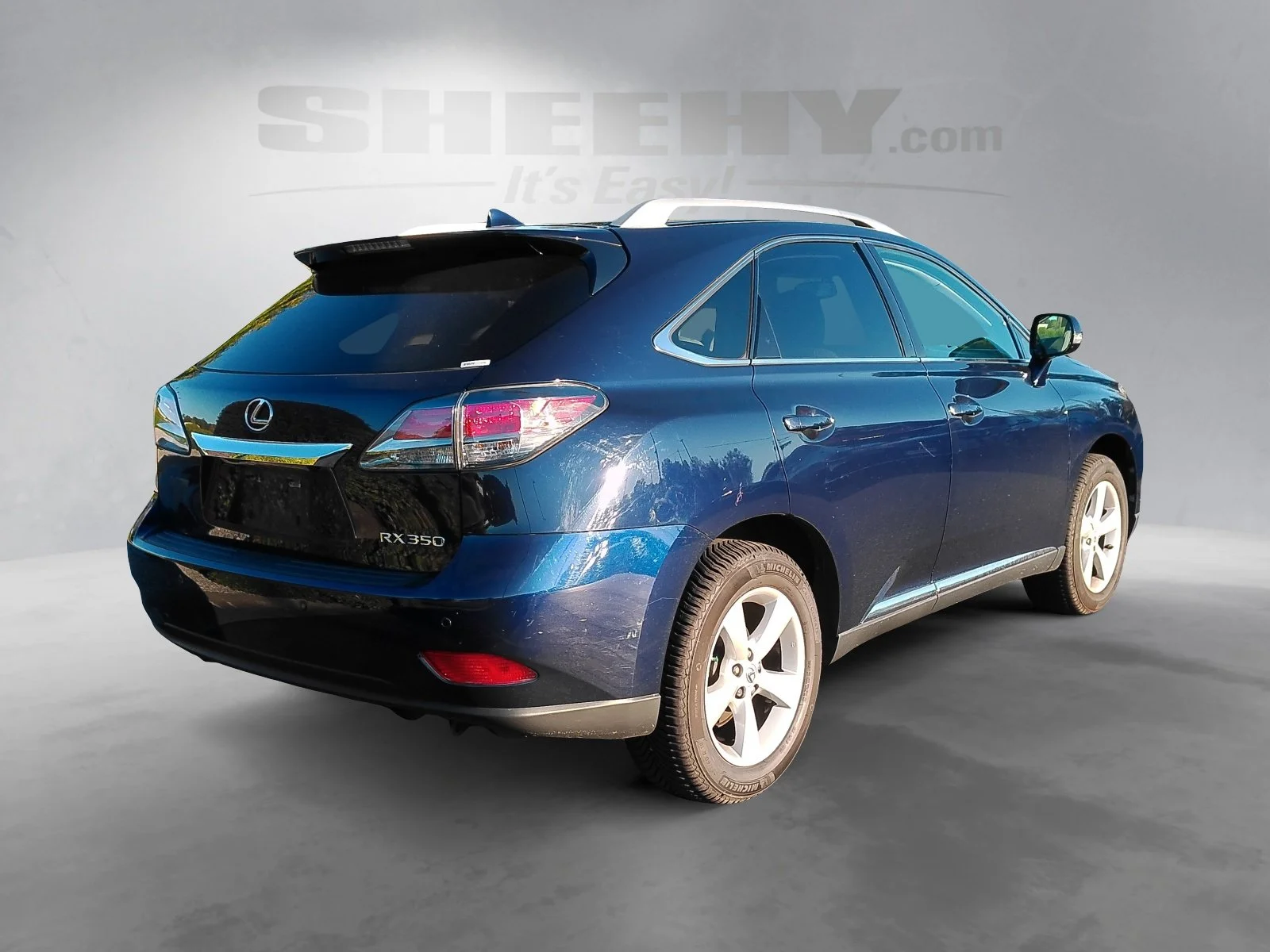 Used 2015 Blue Lexus 350 image 15