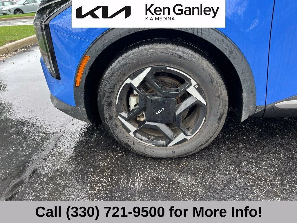 Certified Used 2026 Blue Kia EX image 17