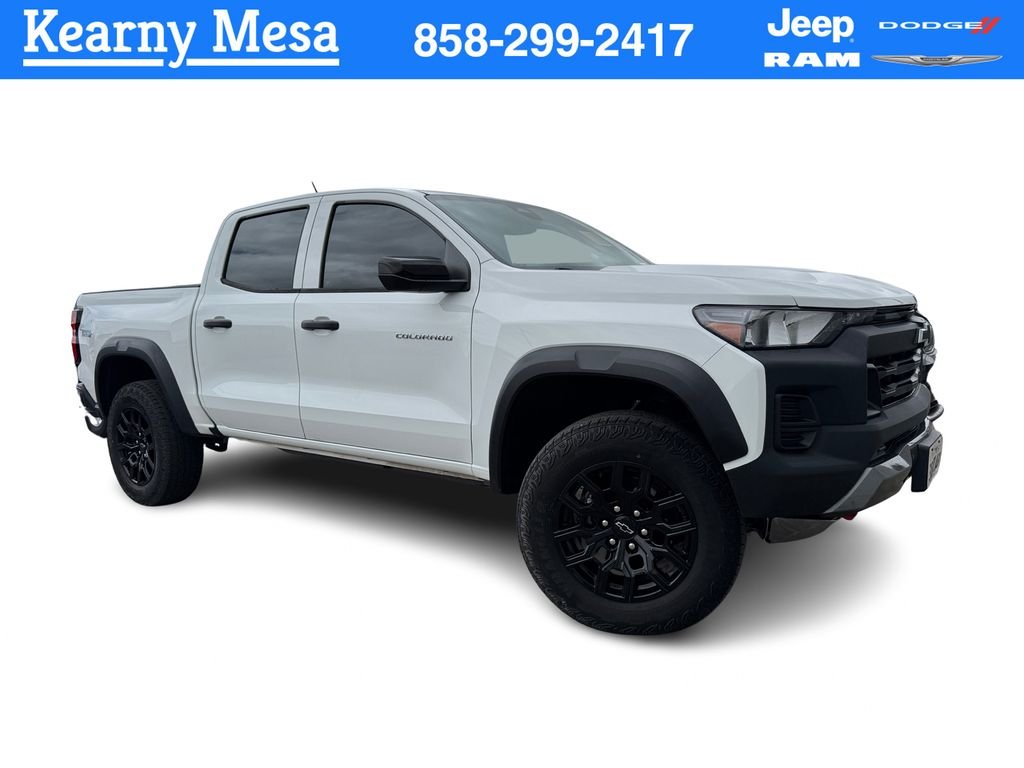 2023 Chevrolet Colorado 4WD Trail Boss Crew Cab Short Box's photo