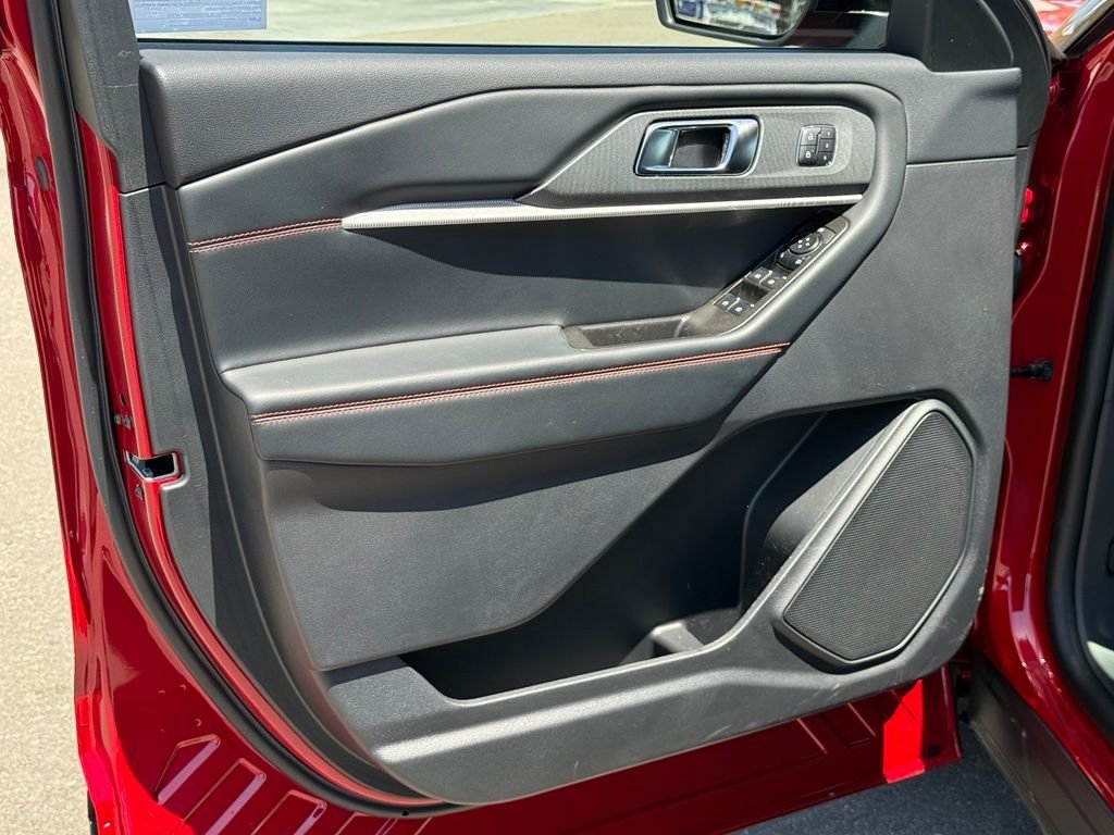 New 2026 Rapid Red Metallic Tinted Clearcoat Ford ST-Line image 14