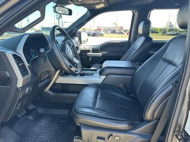 Used 2020 Magnetic Ford Lariat image 6
