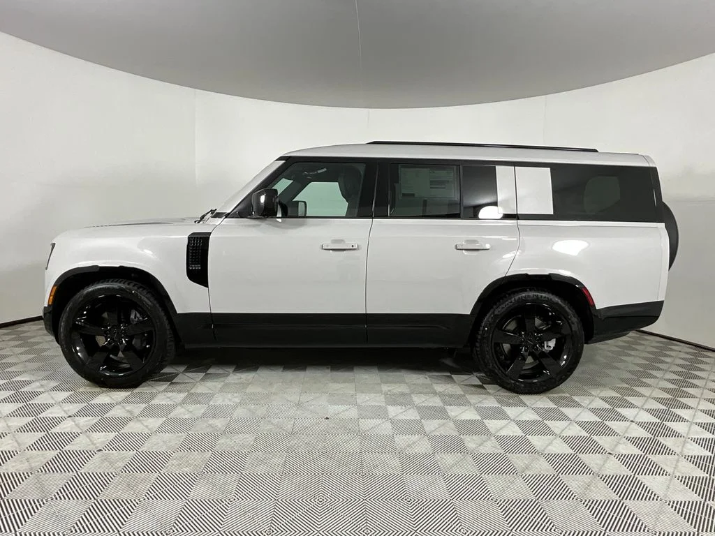 New 2026 Borasco Grey Land Rover X-Dynamic SE image 6