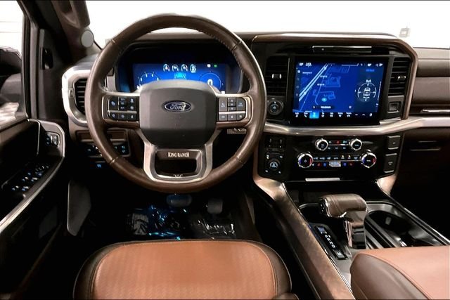 Used 2025 Agate Black Metallic Ford King Ranch image 6