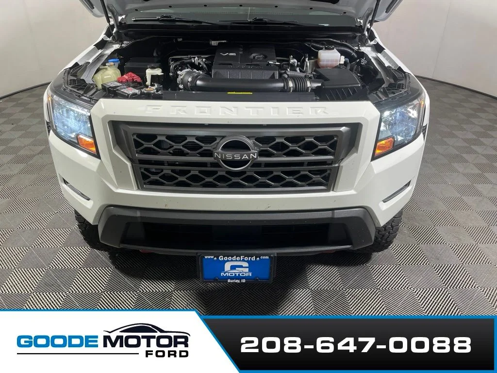 Certified Used 2022 Glacier White Nissan SV image 26