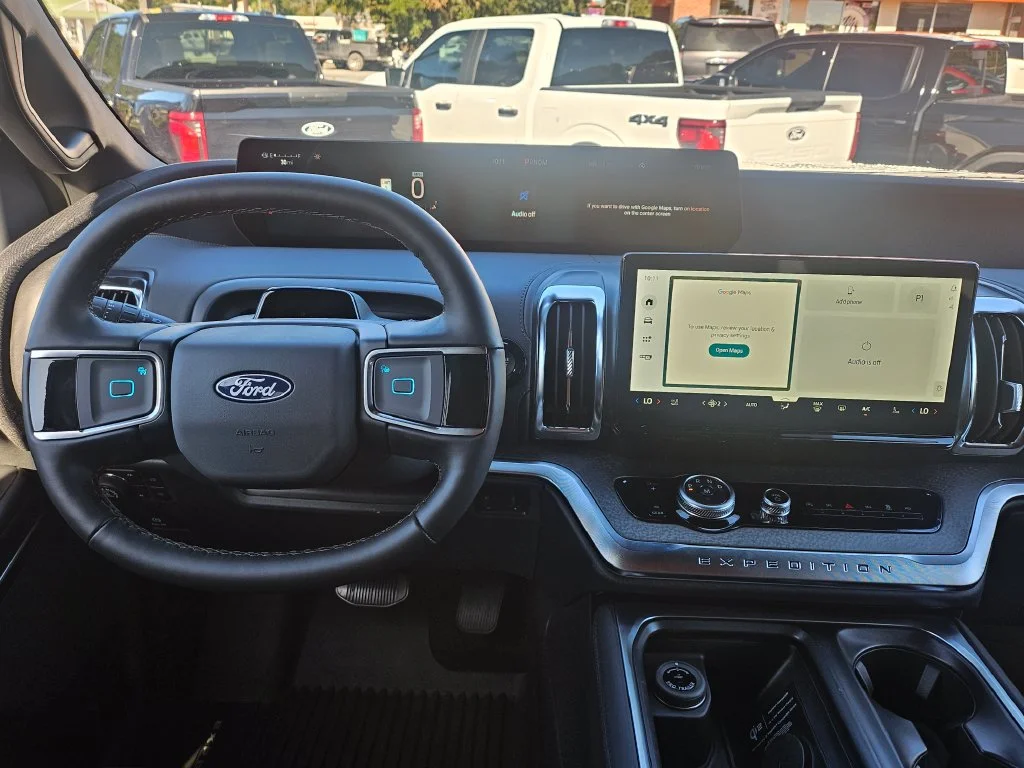 New 2027 White Ford Tremor image 32