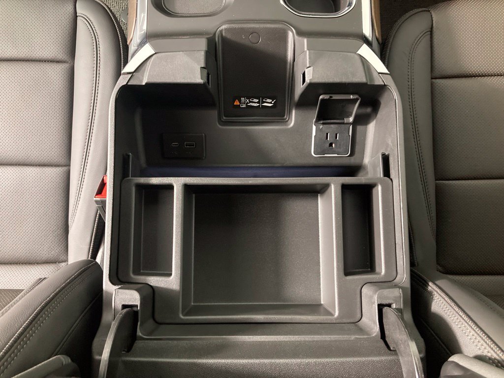New 2026 Black Chevrolet High Country image 9