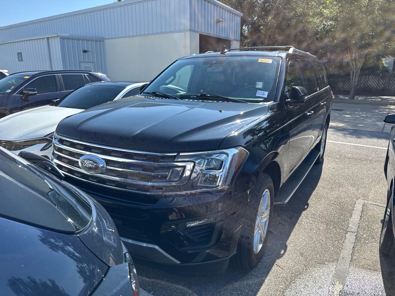Used 2021 Black Ford XLT image 1