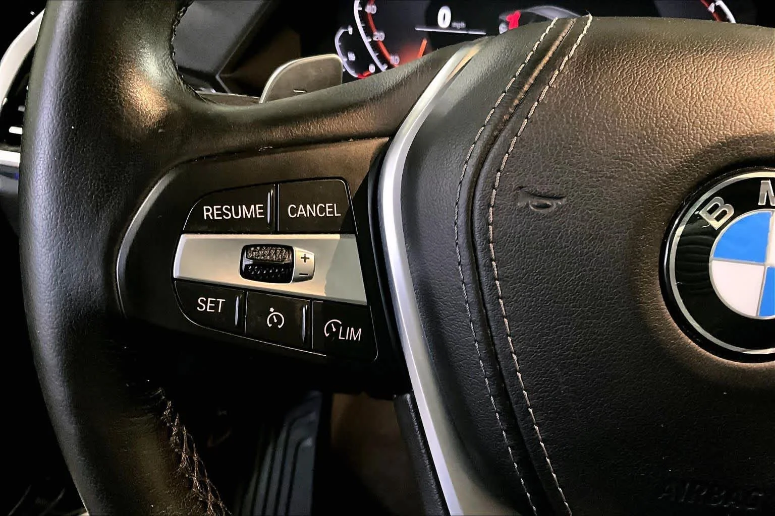 Certified Used 2019 Jet Black BMW xDrive40i image 45