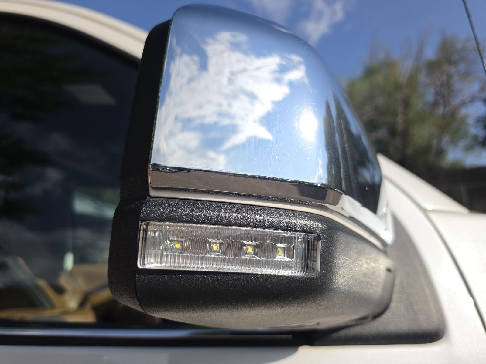 Used 2016 White Platinum Metallic Tri-Coat Ford Limited image 14