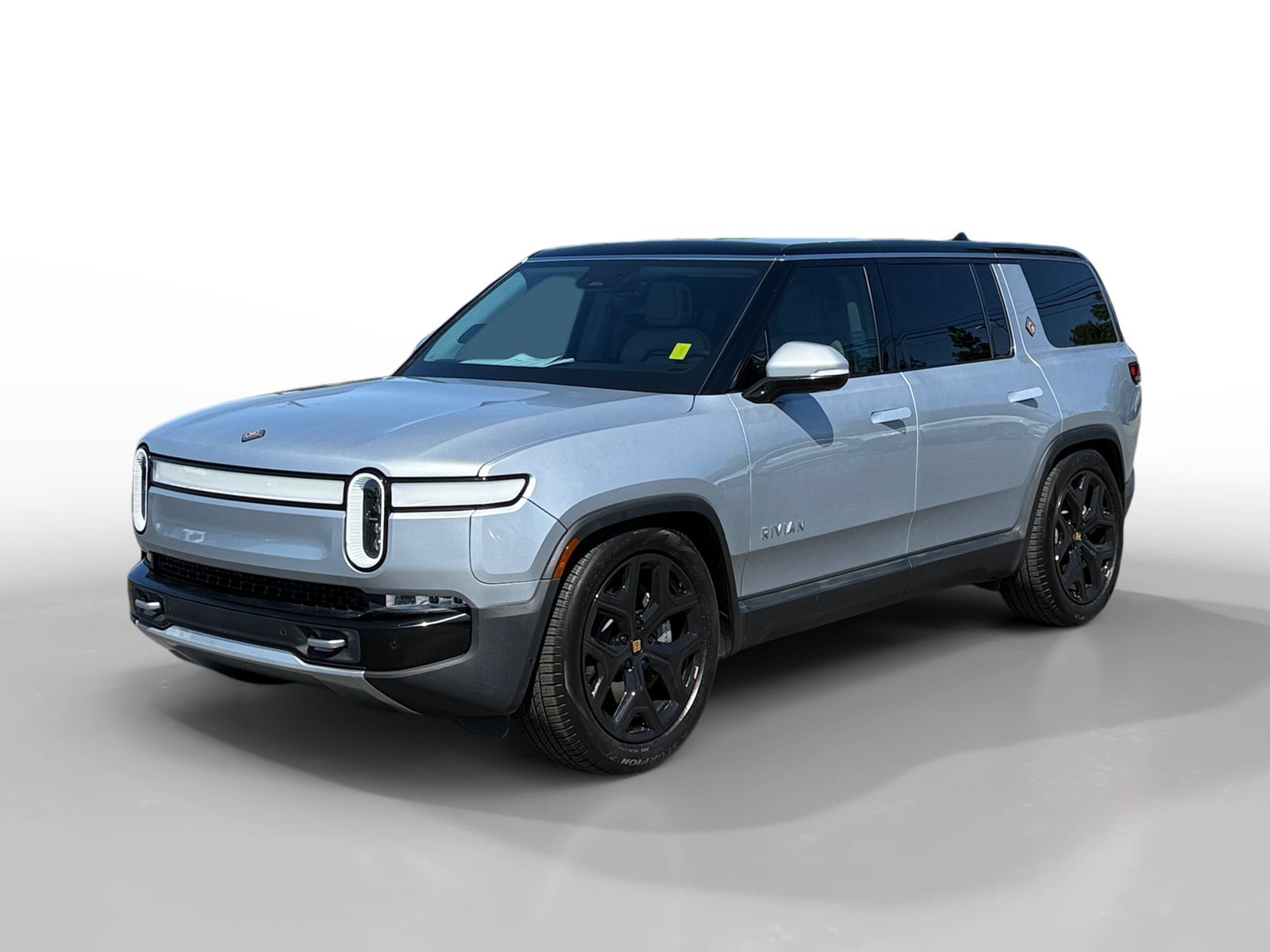 2024 Rivian R1S Adventure Dual-Motor Max Pack's photo
