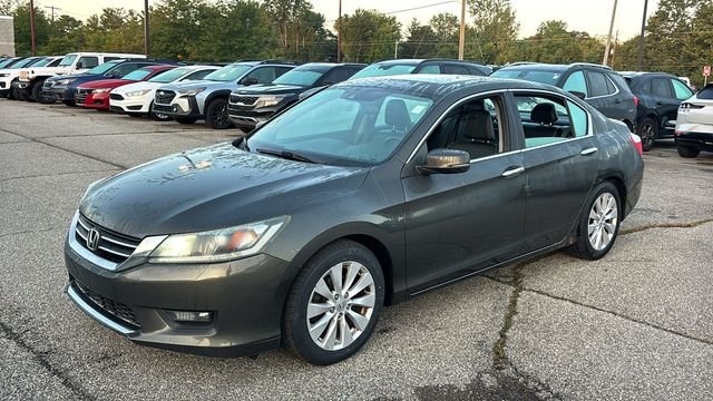 Used 2015 Honda Accord EX-L with VIN 1HGCR2F87FA011769 for sale in Delaware, OH