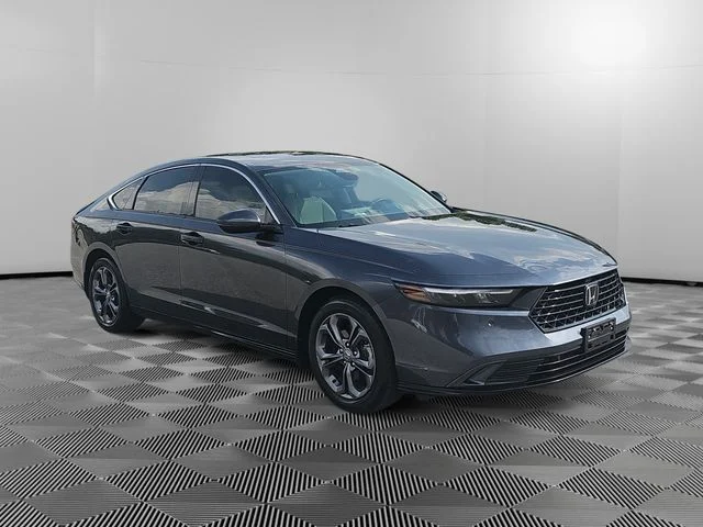 Used 2024 Gray Honda EX-L image 6