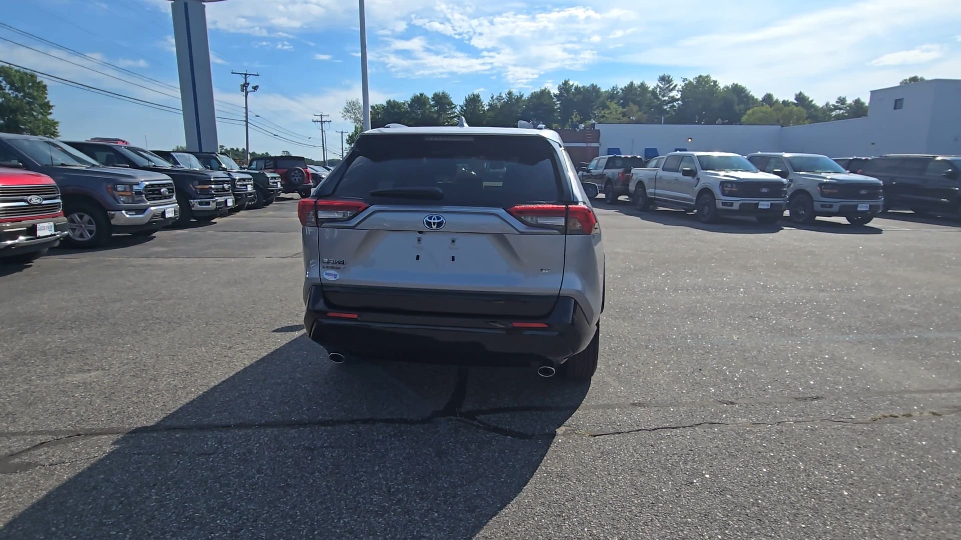 Certified Used 2024 Silver Toyota SE image 19