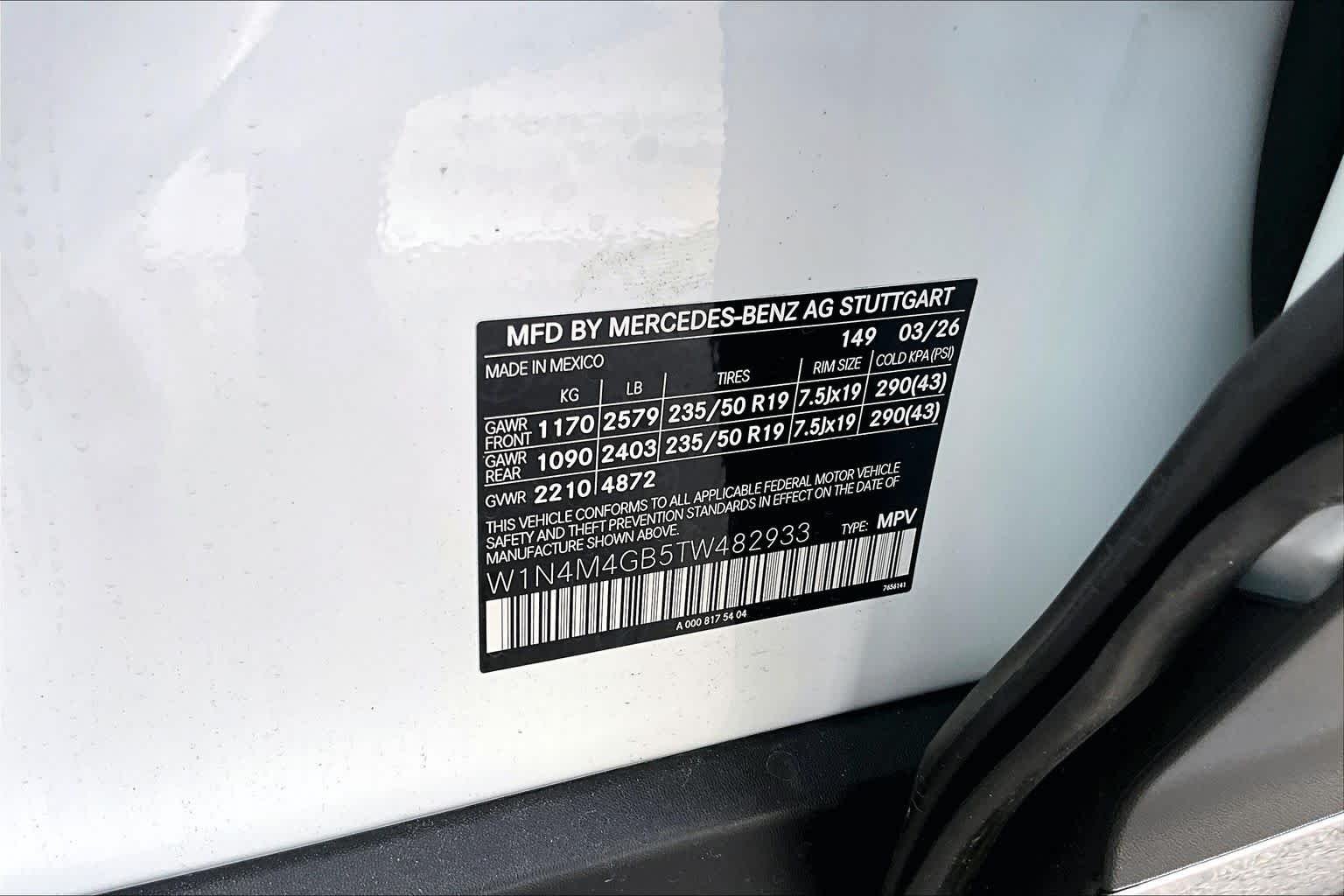 New 2026 Polar White Mercedes-Benz GLB 250 image 22