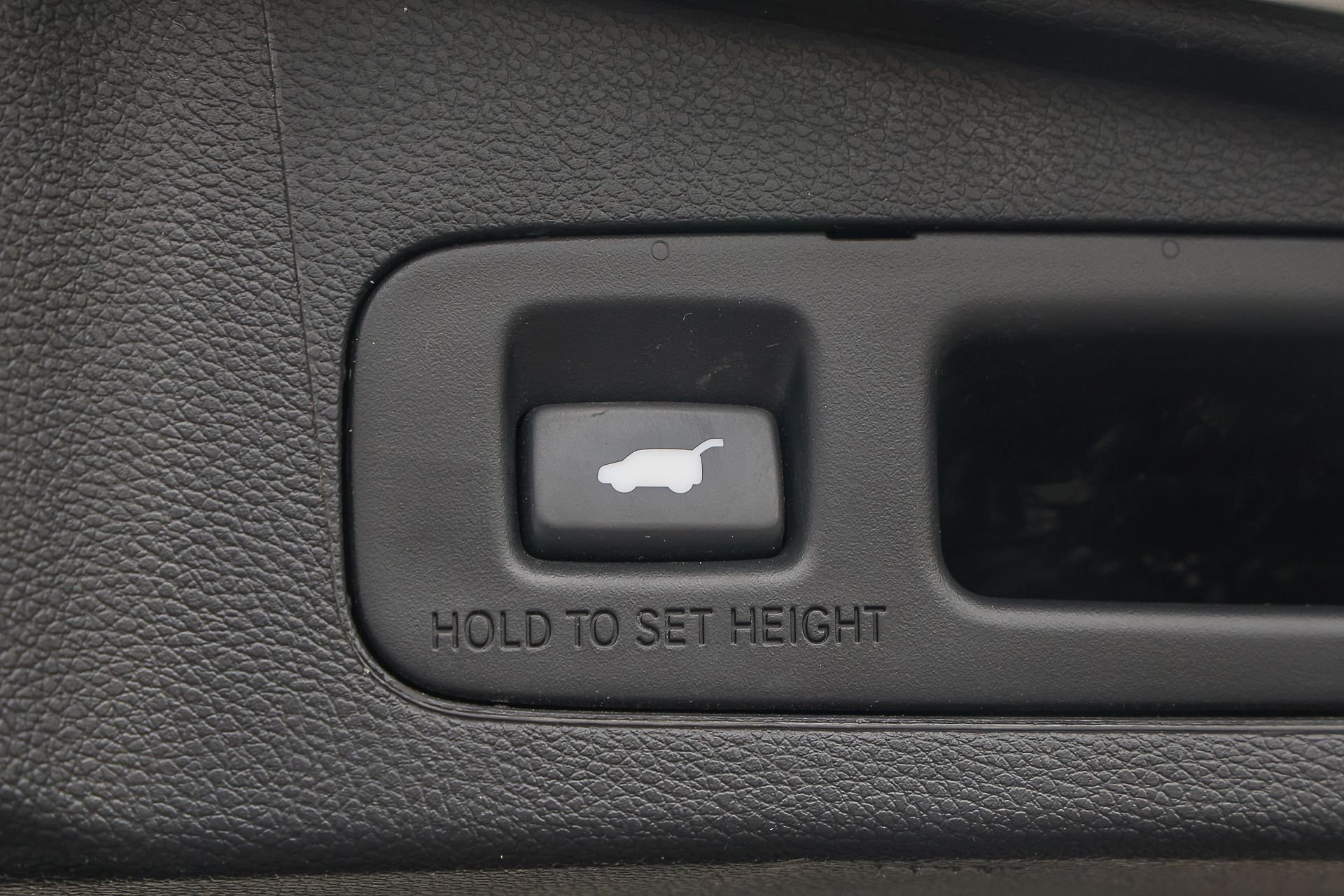 Used 2022 White Honda EX-L image 31