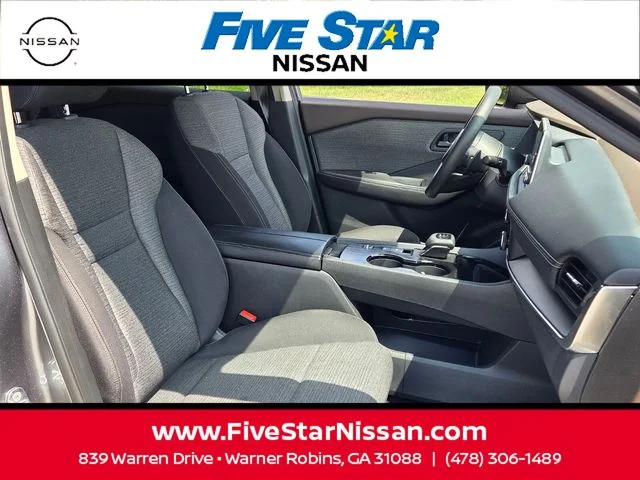 Used 2021 Gray Nissan S image 15